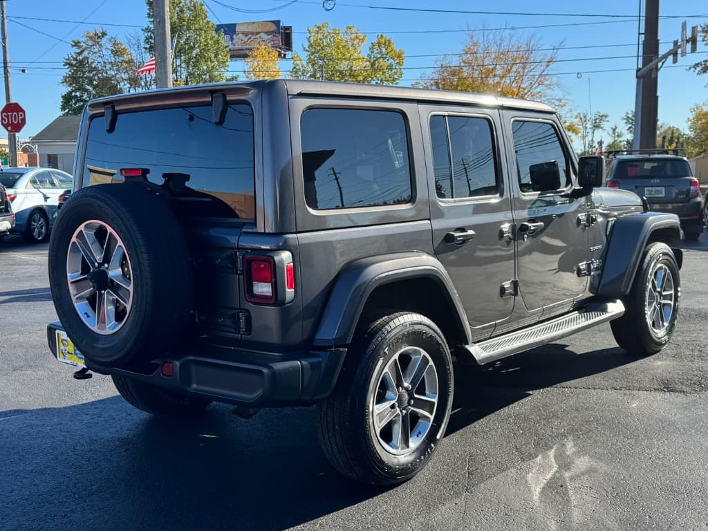 Photo 5 of 2018 Jeep Wrangler Unlimited Sahara